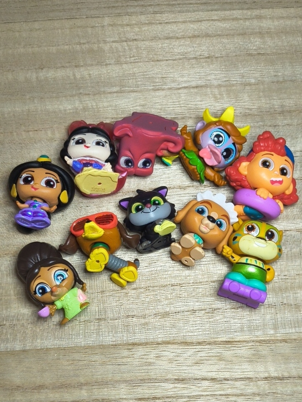 Disney Doorables Let's Party Bundle